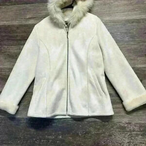 Centigrade Off-White Zip-Up Jacket with Fur Collar size Medium